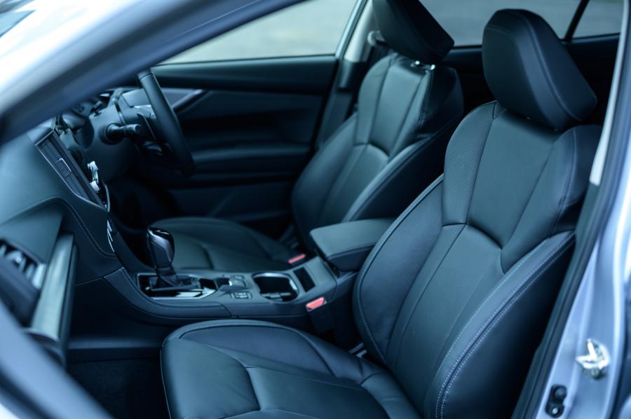 Интерьер Subaru Impreza Sport 2019 года  (JP) (фото 29 из 43)